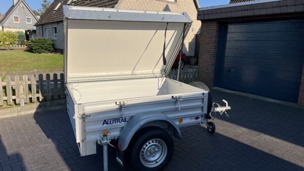 Anhänger Alutrail 750kg